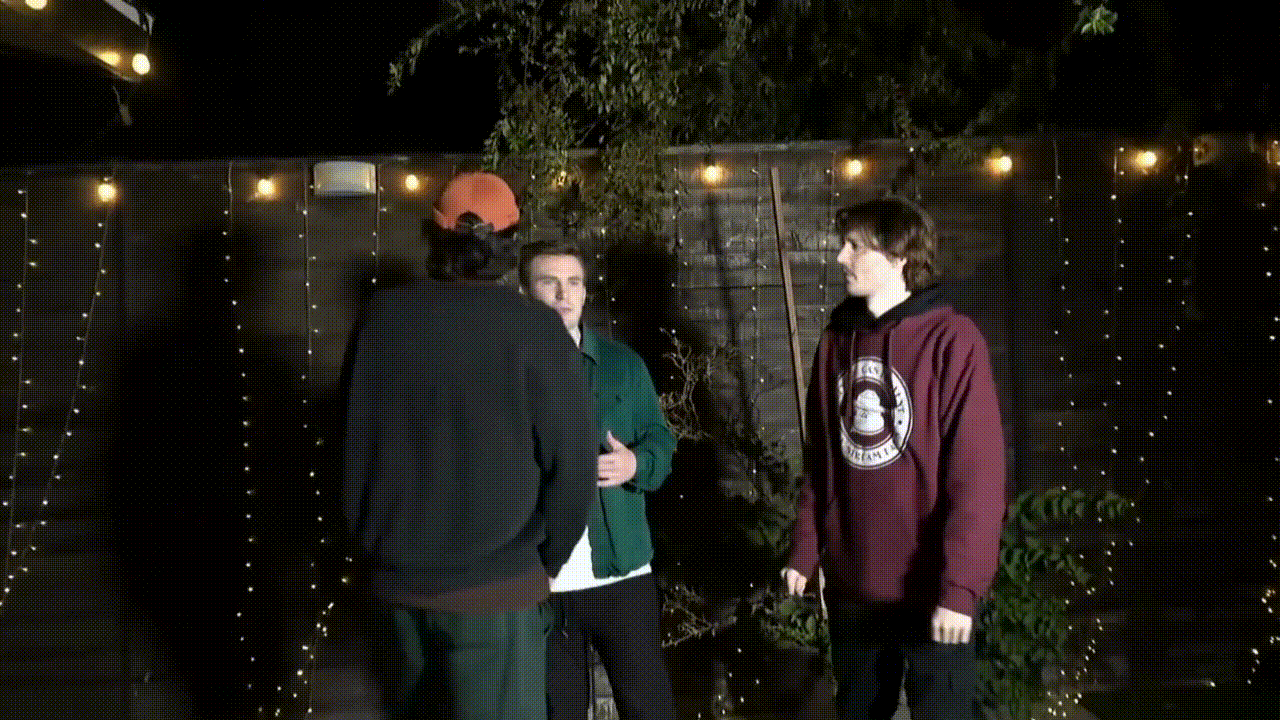 仓库演示里已经把多人场景和多目标映射做成了明确功能，而不是留在“以后支持”的路线图里